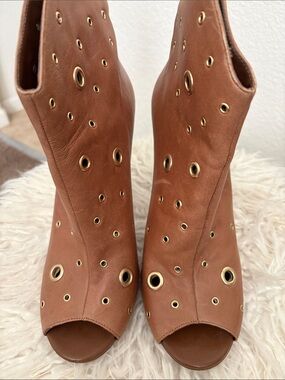 BCBG Tan Brown Peep-Toe Grommet Heeled Boots